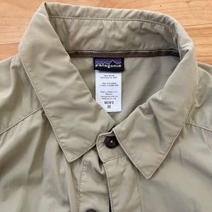 patagonia breathable button down shirt